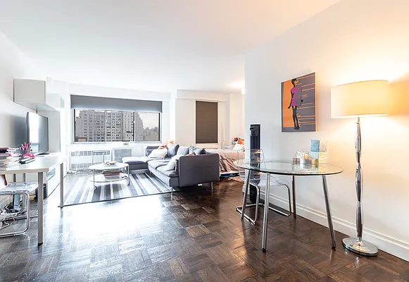 Rented by Charles H. Greenthal | media 10