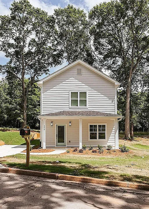 242 Grove St