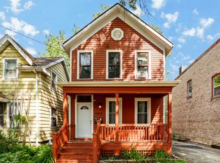 1052 Williamson St APT 1, Madison, WI 53703