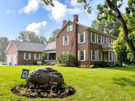 870 S Hampton Rd, New carlisle, OH 45344