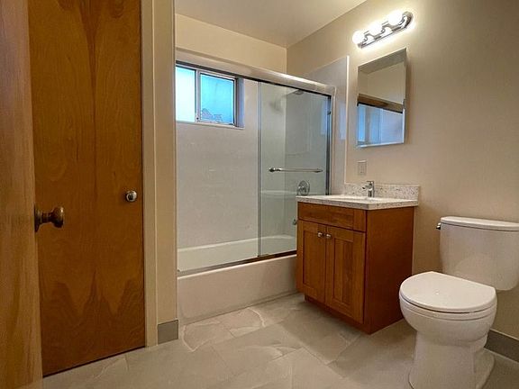 5th image of 520 Grand Ave APT 7
