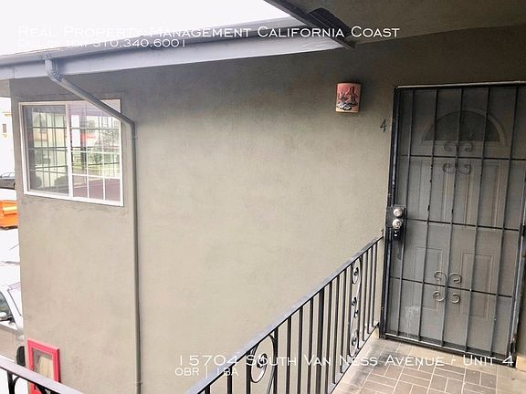 3rd image of 15704 Van Ness Ave APT 4