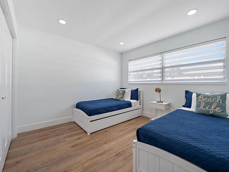 64 River Dr — Photo 10