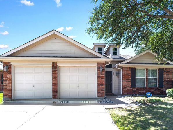 Home for Sale in Grand Prairie TX