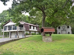 37 Dillingham Ave, Berkley, MA 02779