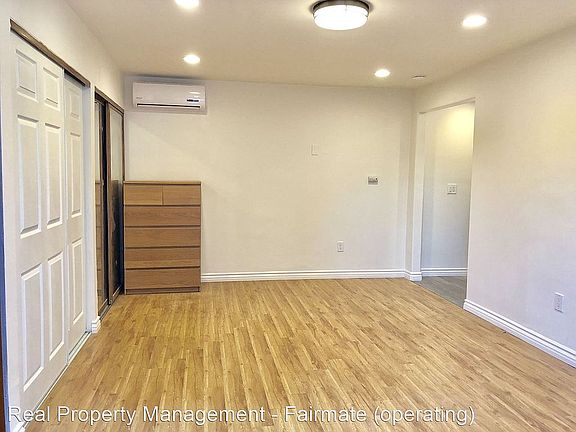 3rd image of 203 Russell Ave