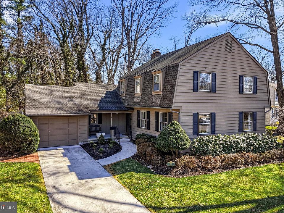 1st image of 150 Pearl Croft Rd