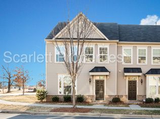 9342 Lenox Pointe Dr, Charlotte, NC 28273
