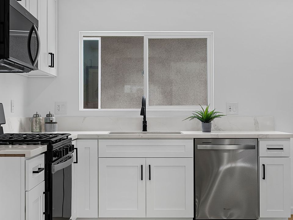 1st image of 4747 Pixie Ave Unit 1