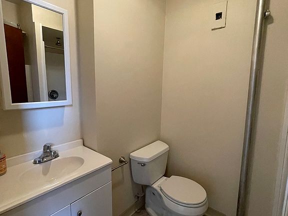 5th image of 351 Prospect Ave APT 3R
