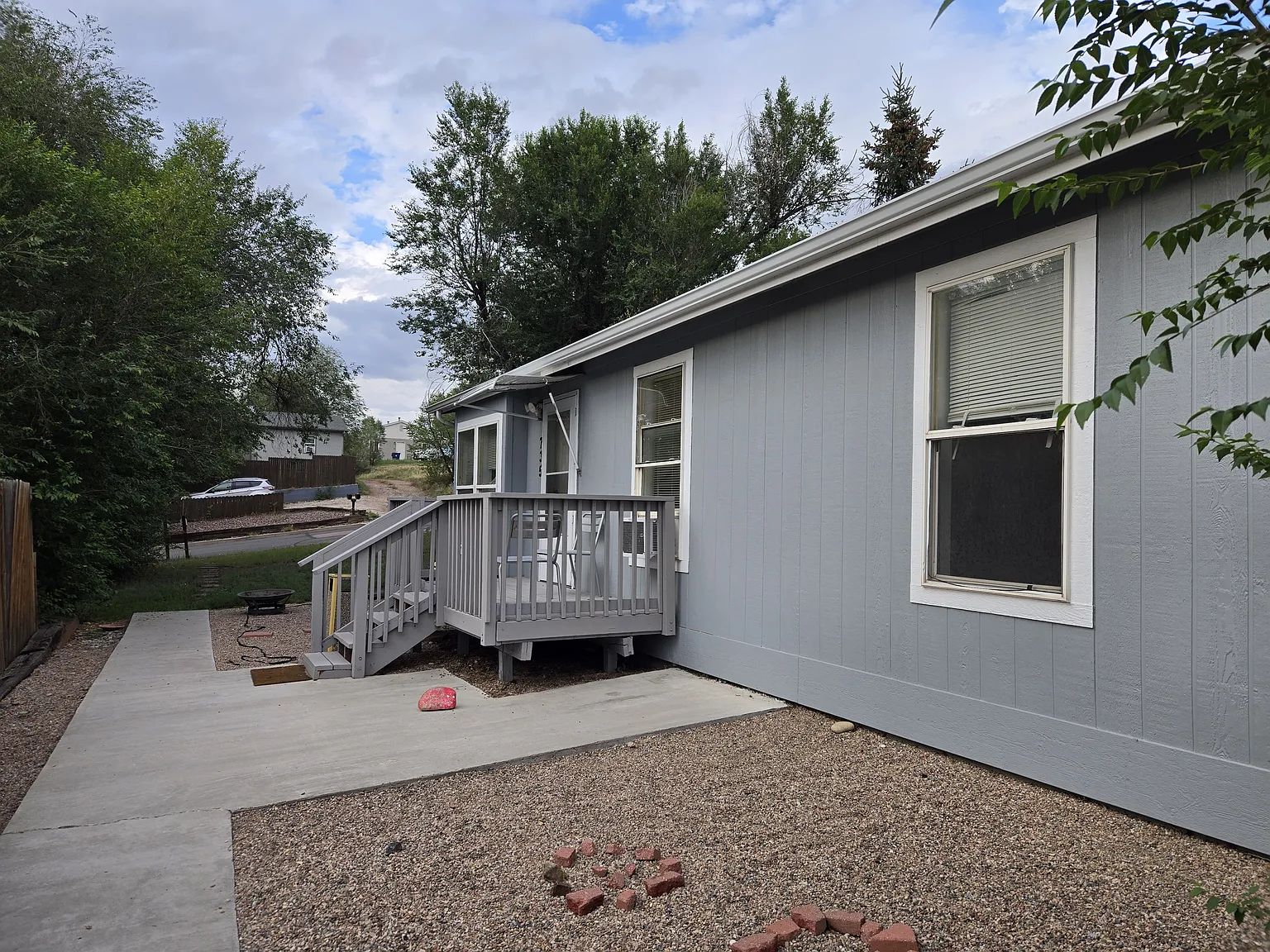 3 bed, 1044 sqft, $1,850 — Photo 1