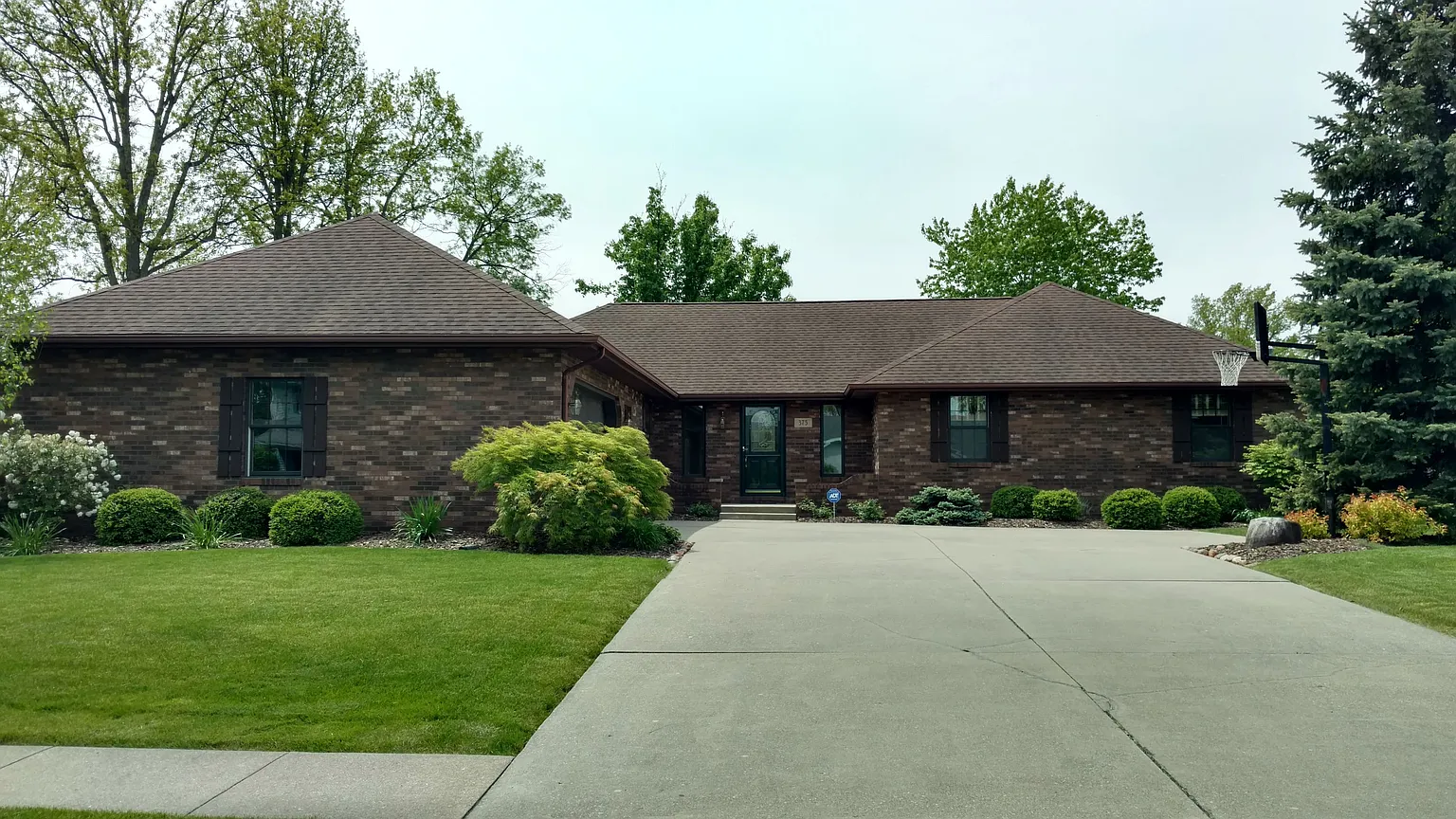 375 Blanchard Dr photo 1