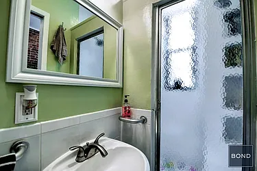 Rented by Bond New York