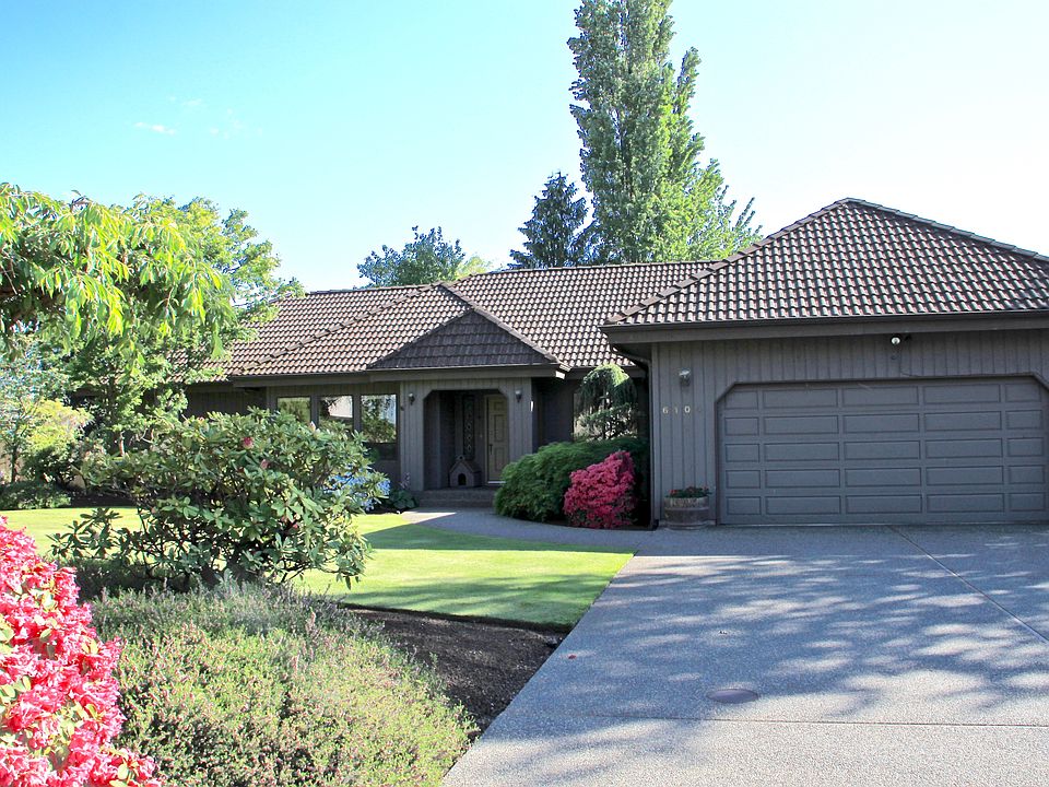 1st image of 6104 Holm Ln E