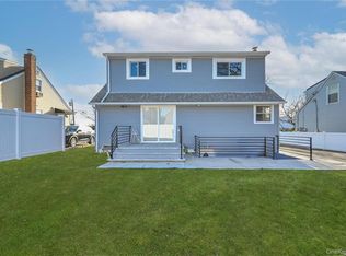 253 Meyer Avenue, Valley Stream, NY 11580