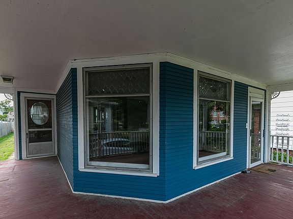 2nd image of 1819 15th St