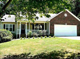 2470 23rd St NE, Hickory, NC 28601