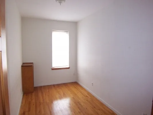 Rented by Citi Habitats | media 16