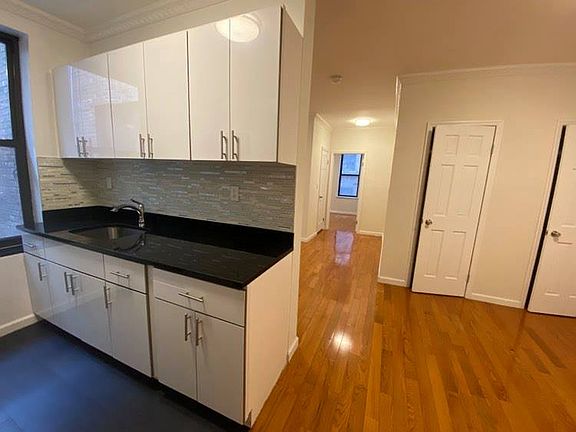 4th image of 36-06 30th St #D2