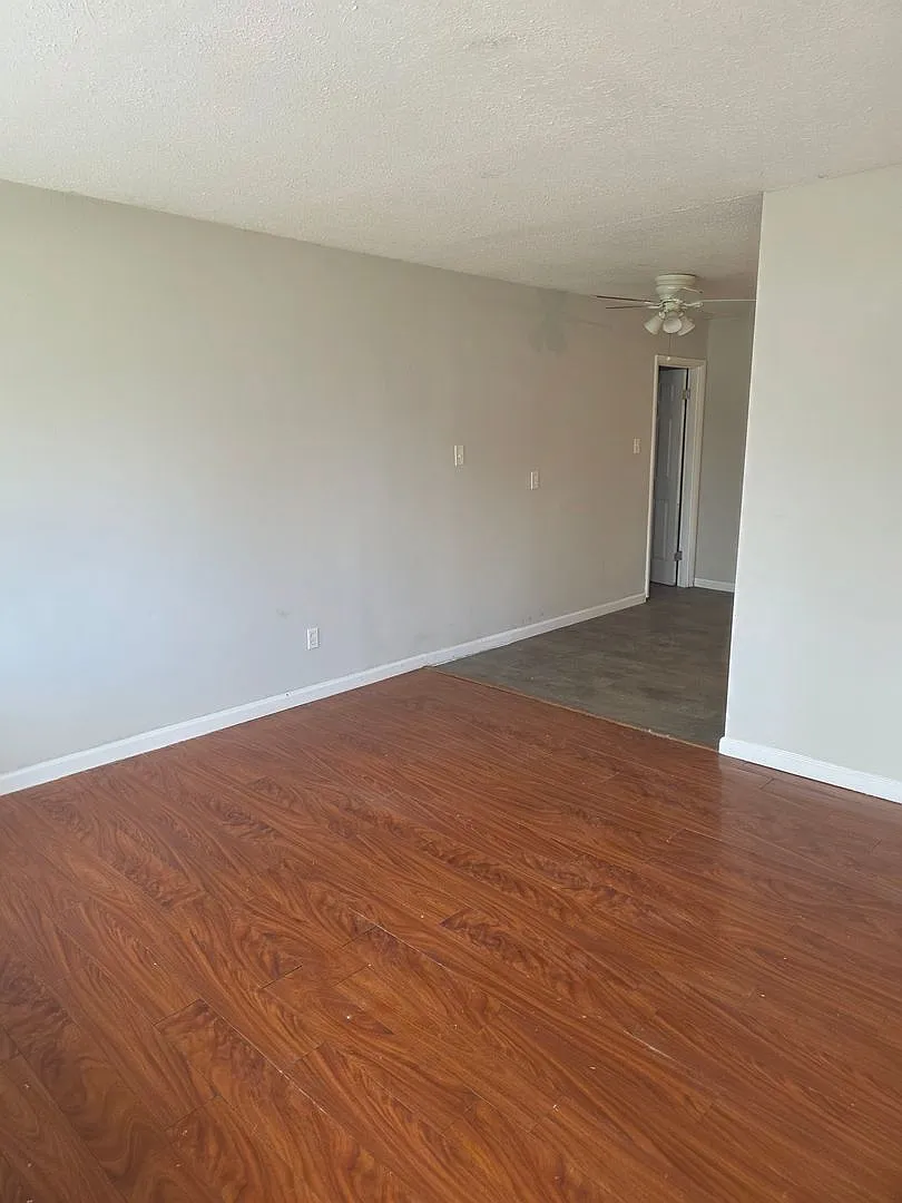 Spacious 3br 1 ba! — Photo 2