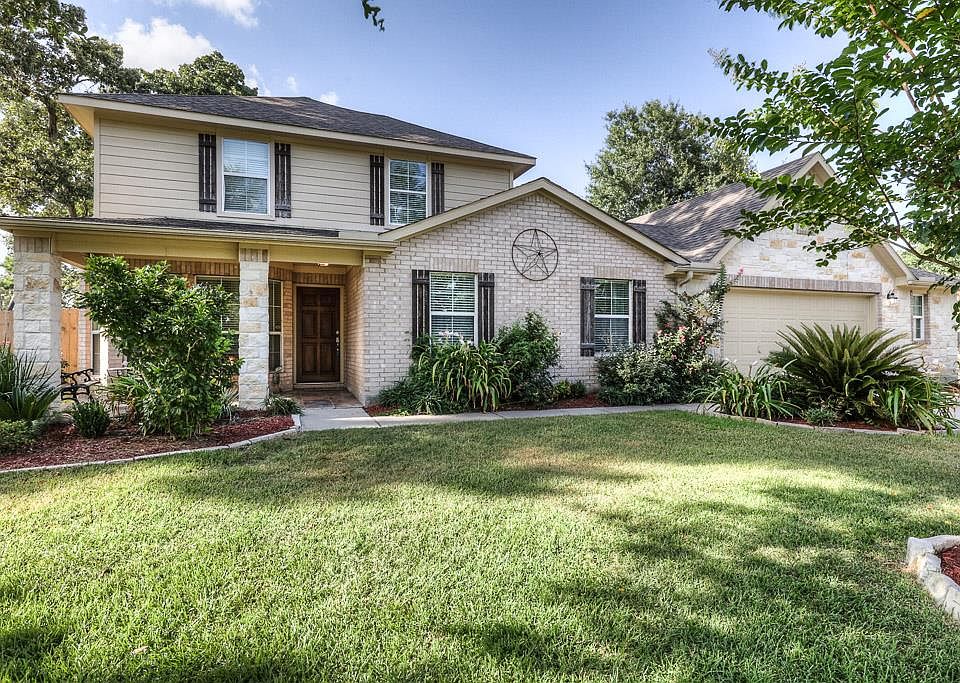 1st image of 25250 Big Horn Ln