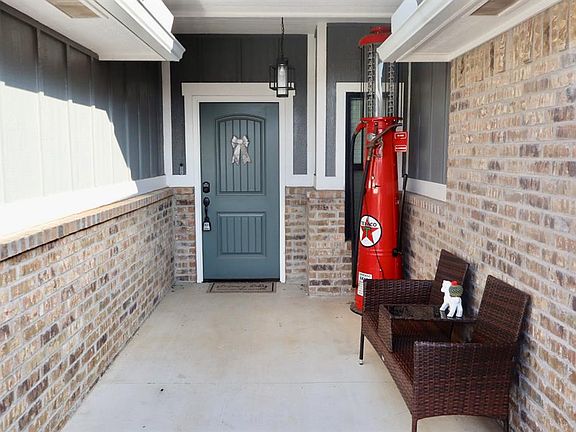 5th image of 2400 Creek Side Cir