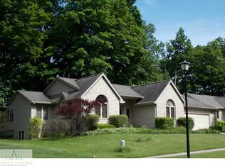 5736 Westminster Way, East Lansing, MI 48823