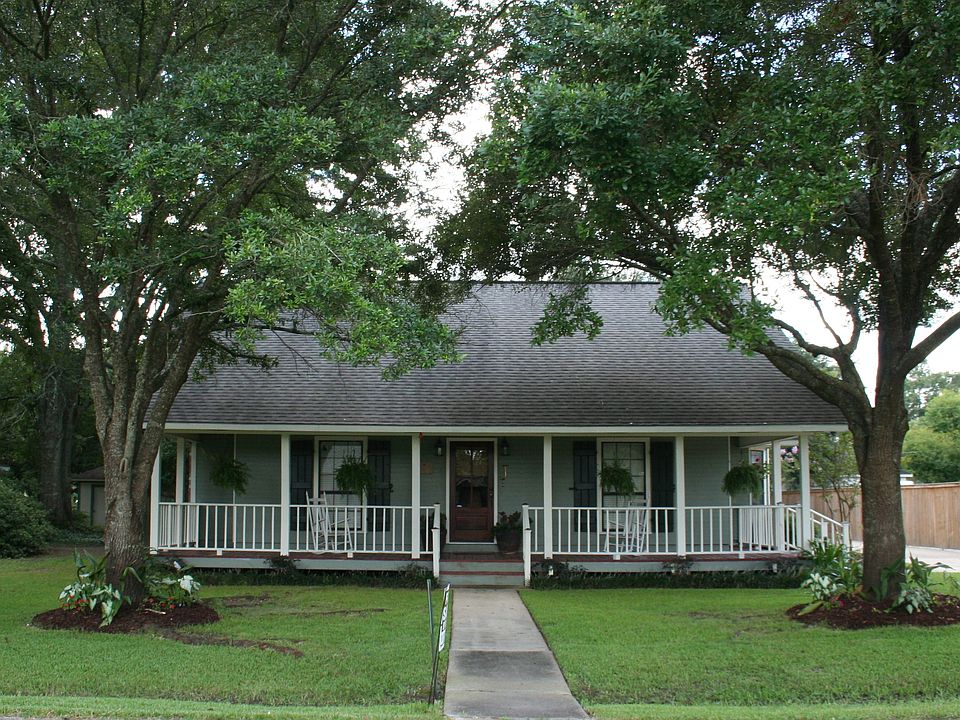 1st image of 13066 Rebecca Dr