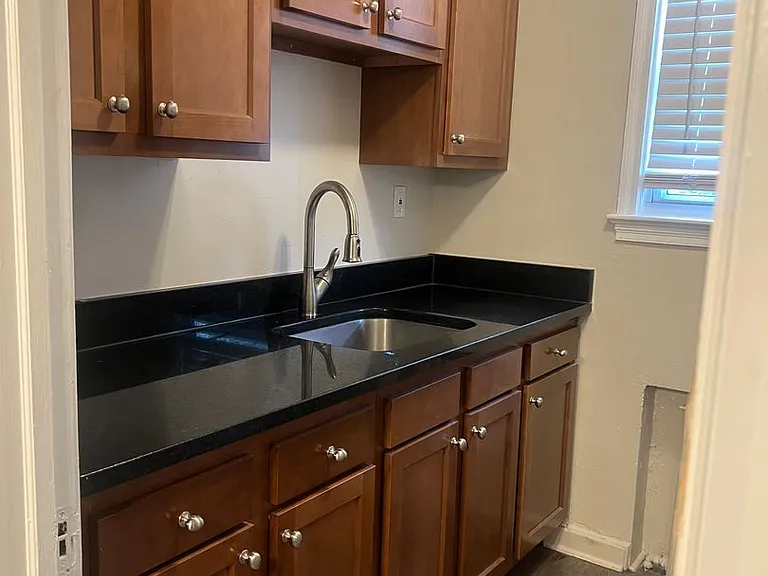 5712 Washington Blvd — Photo 17