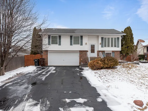 7620 W Nutwood Ct, Frankfort, IL 60423