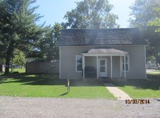 119 W Lafayette St, Geff, IL 62842