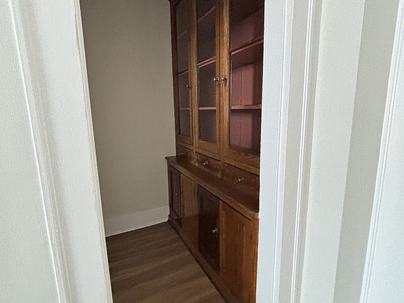 3rd image of 4013 Prytania St #C