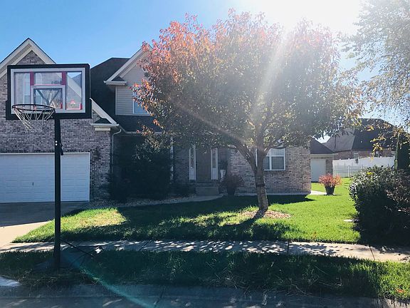 3rd image of 2509 Bedford Ct