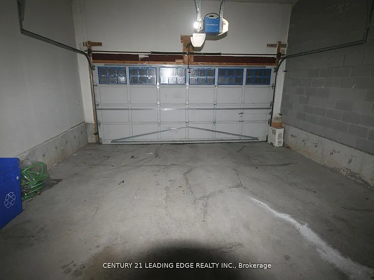 75 Kentview Cres — Photo 20