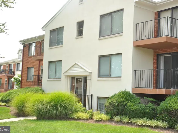 125 Driveway Clubhouse U, Leesburg, VA 20175