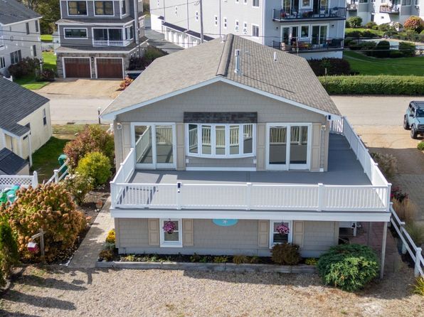 917 Ocean Boulevard, Hampton, NH 03842