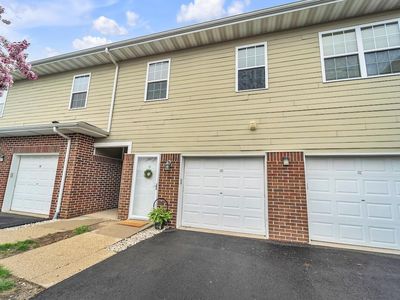 6746 100th PLACE #HH, Pleasant Prairie, WI, 53158