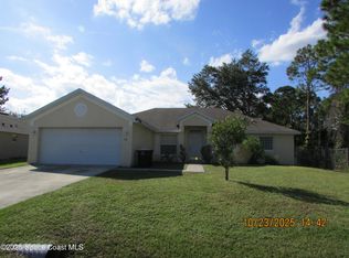 534 White Plains Ave SW, Palm Bay, FL 32908