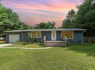 3322 N Stark Rd, Midland, MI 48642