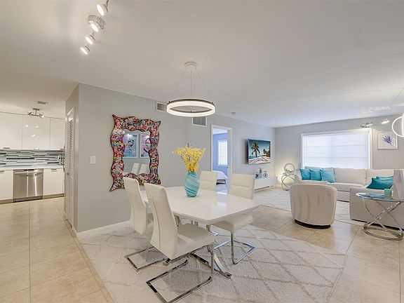 4th image of 9 NE 19th Court #215C
