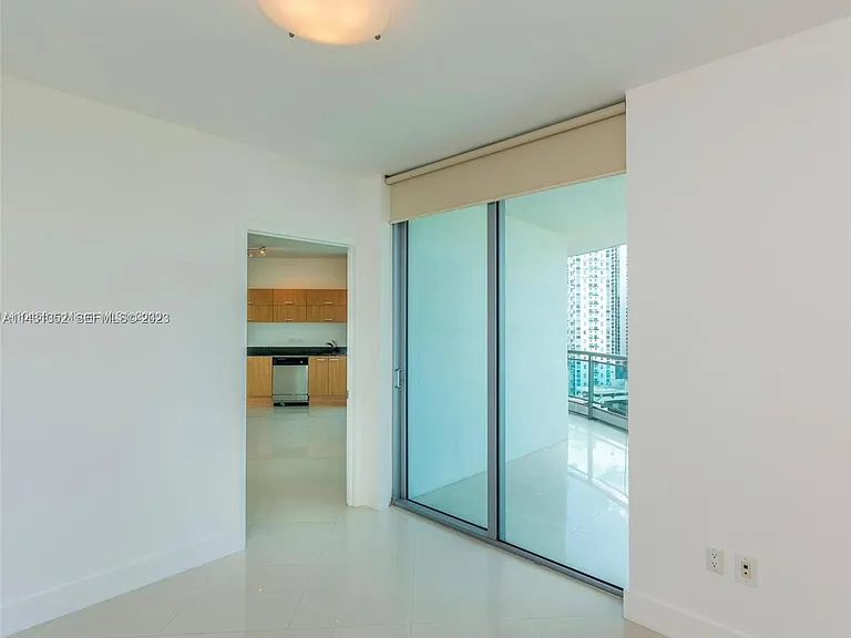 350 S Miami Ave #1300 — Photo 12