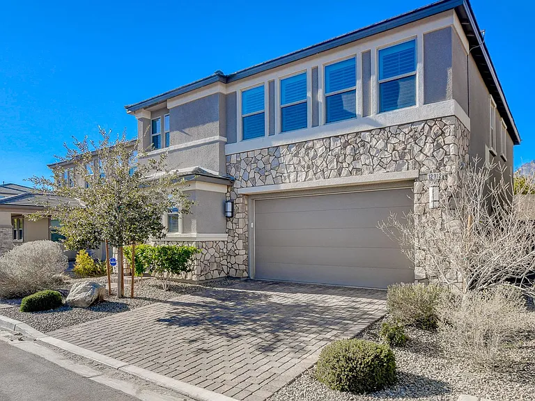 12312 Keyport Ln — Photo 2