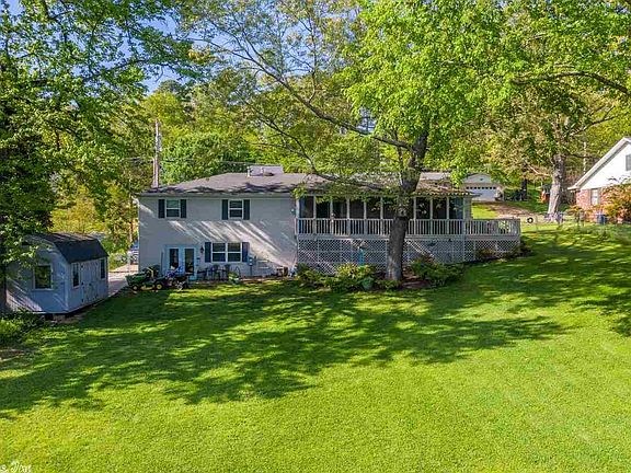 4th image of 210 Yorkshire Dr