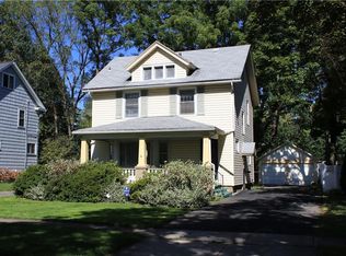 40 Elwell Dr, Rochester, NY 14618