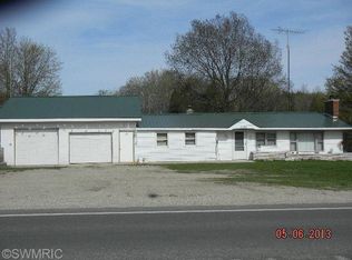 21352 30th Ave, Barryton, MI 49305