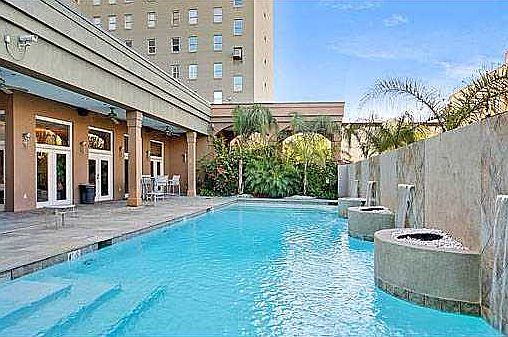 2nd image of 1205 Saint Charles Ave APT 1102