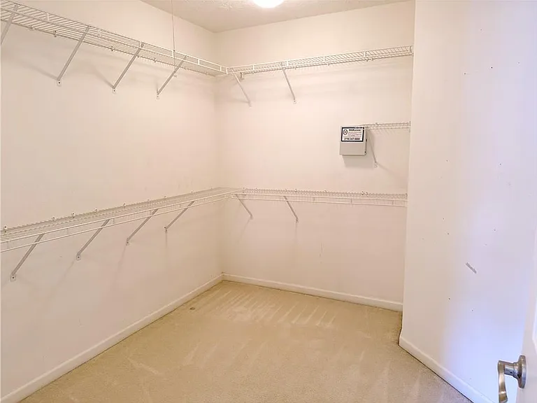 3361 Shallowford Green Dr — Photo 23