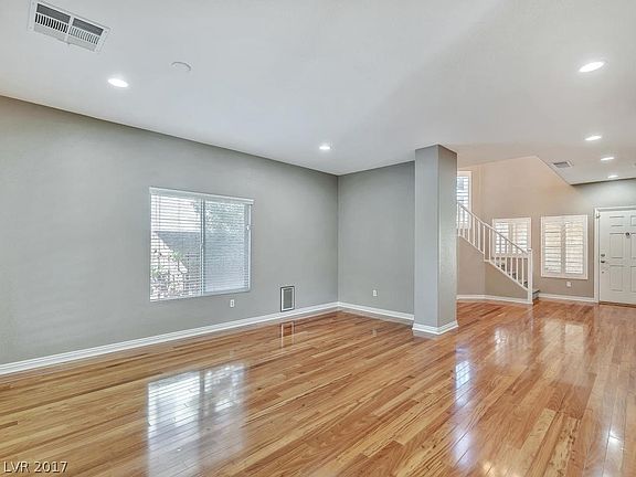 4th image of 165 S Copper Rock Ct