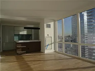 Rented by Domus Realty