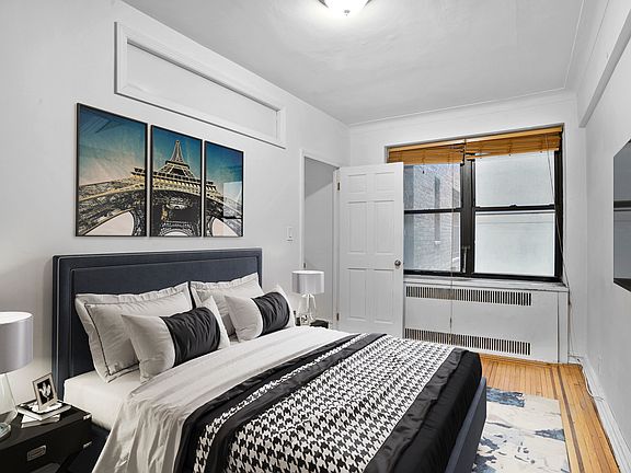 5th image of 1410 York Ave #1HH
